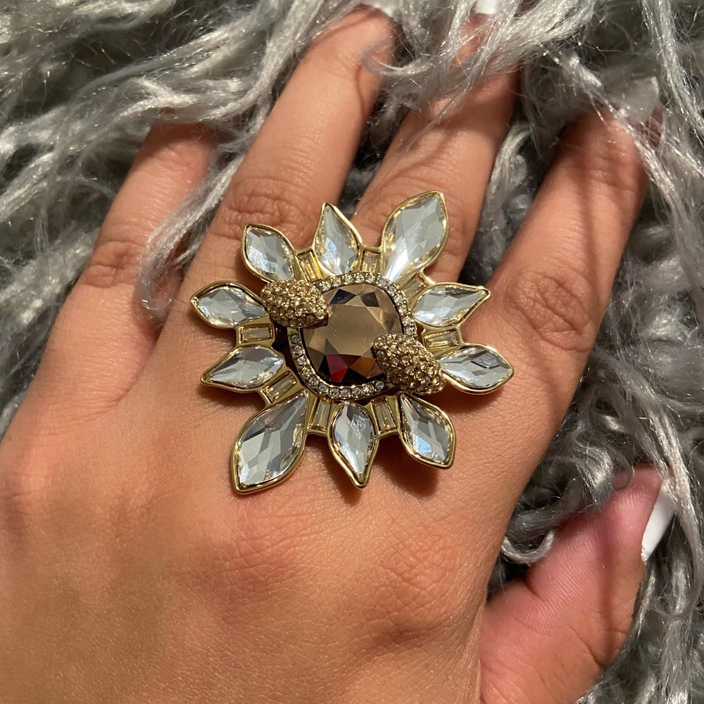 ‼️O.B.O.‼️ 3 Piece Swarovski Gold Ring
